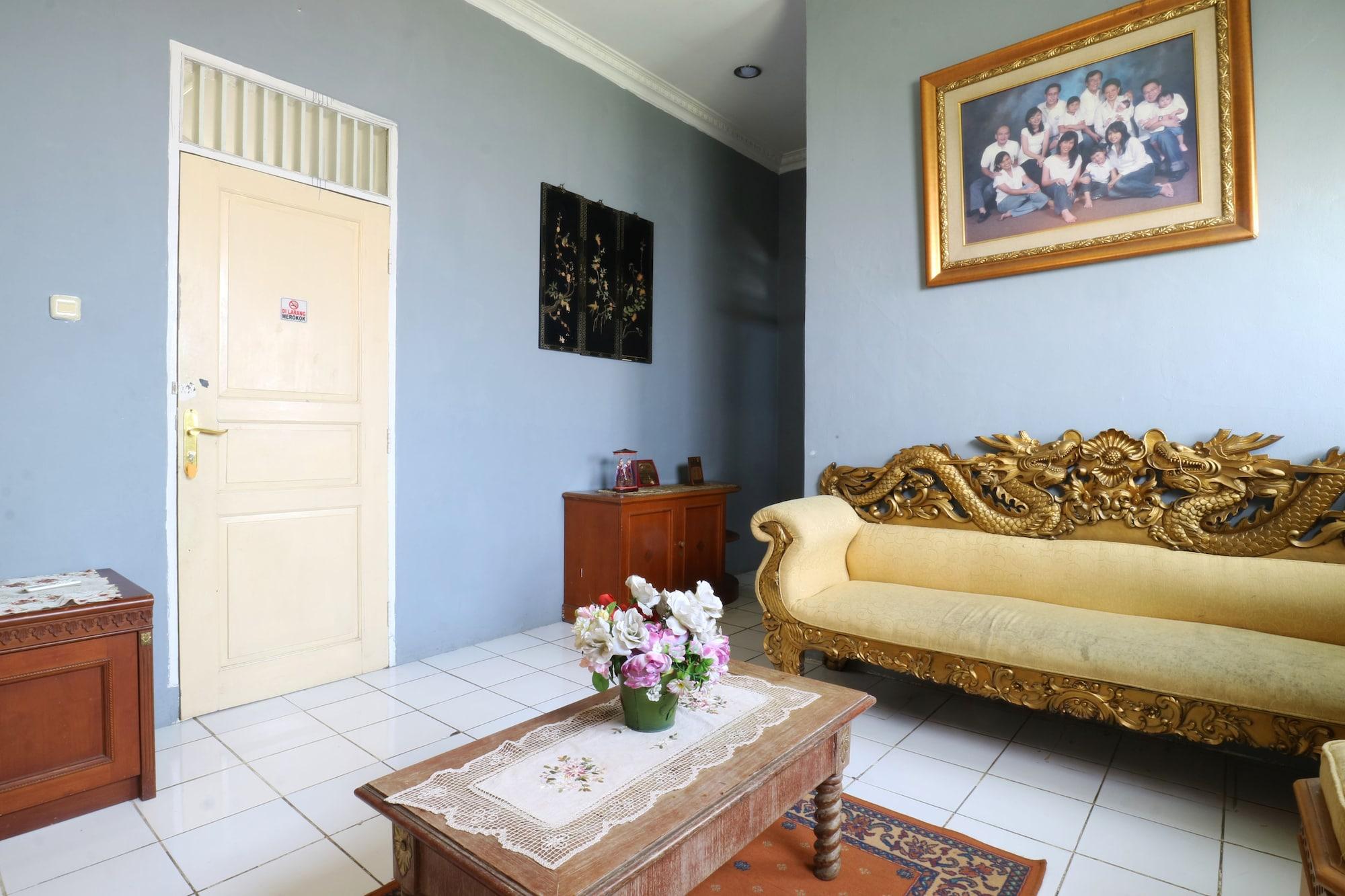 Villa Sri Manganti Jacarta Exterior foto