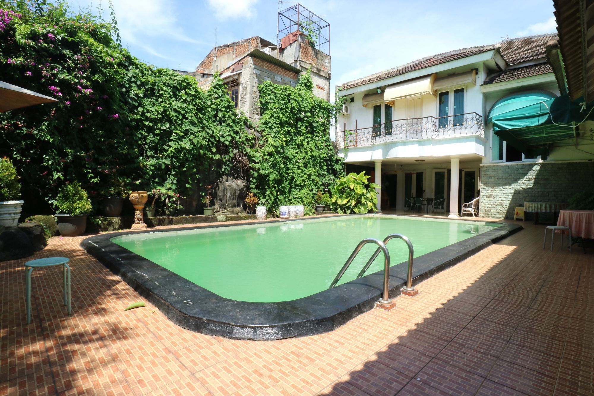 Villa Sri Manganti Jacarta Exterior foto