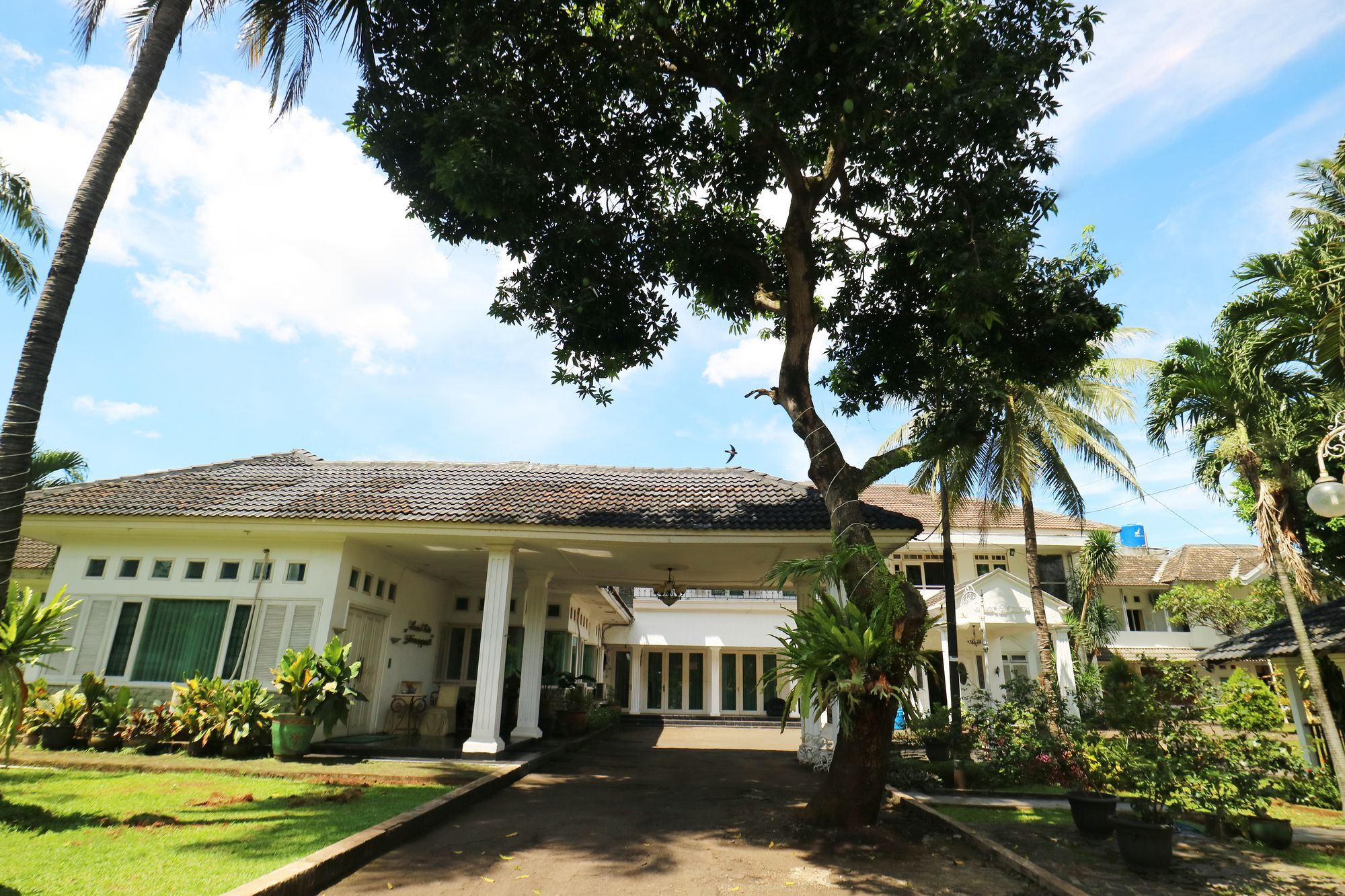 Villa Sri Manganti Jacarta Exterior foto